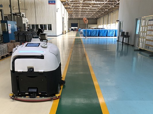 坦力工廠掃地機(jī)器人：價(jià)格 “高冷”，省錢超 “暖”！