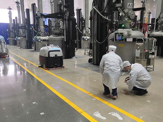 有了坦力工業(yè)無人掃地機(jī)器人，招工難？清潔難？不存在
